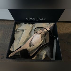 ***NEW COLE HAAN HEALS IN BOX
